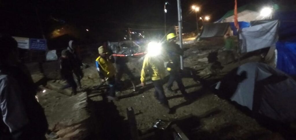 श्री केदारनाथ यात्रा मार्ग पर छानी कैंप के पास पहाड़ी से गिरे युवक की मौत, SDRF ने किया शव बरामद।