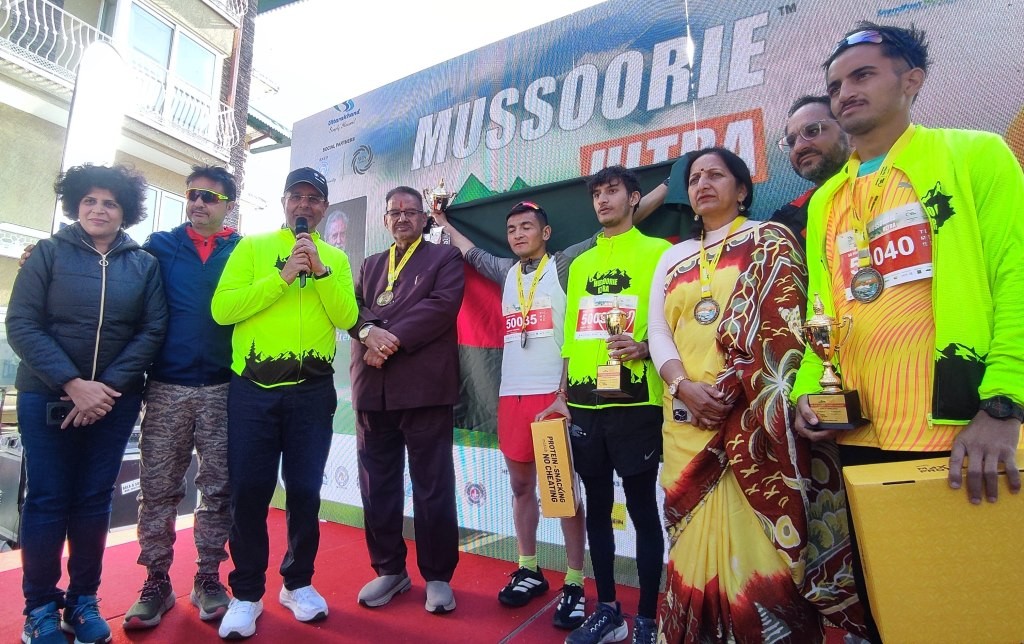 अल्ट्रा मैराथन-2025 पुरूष में Tsewang Tamchos व महिला मे कल्पना ने जीती।