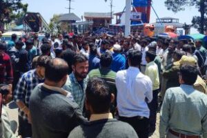 मध्य रात्रि को दो पक्षों में मारपीट, दोनो पक्षों ने तहरीर दी, पुलिस जांच में जुटी।
